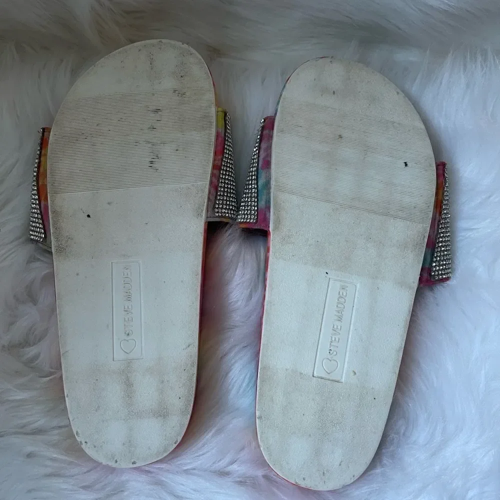 Steve Madden  Big girl tie dye slide glitter rhinestones slide sandals size 4